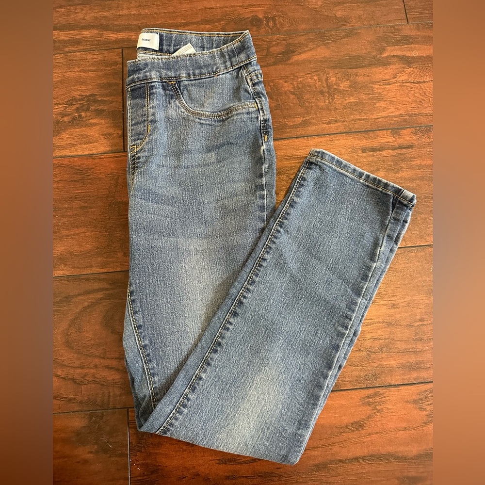 15 Old Navy Skinny Jean
